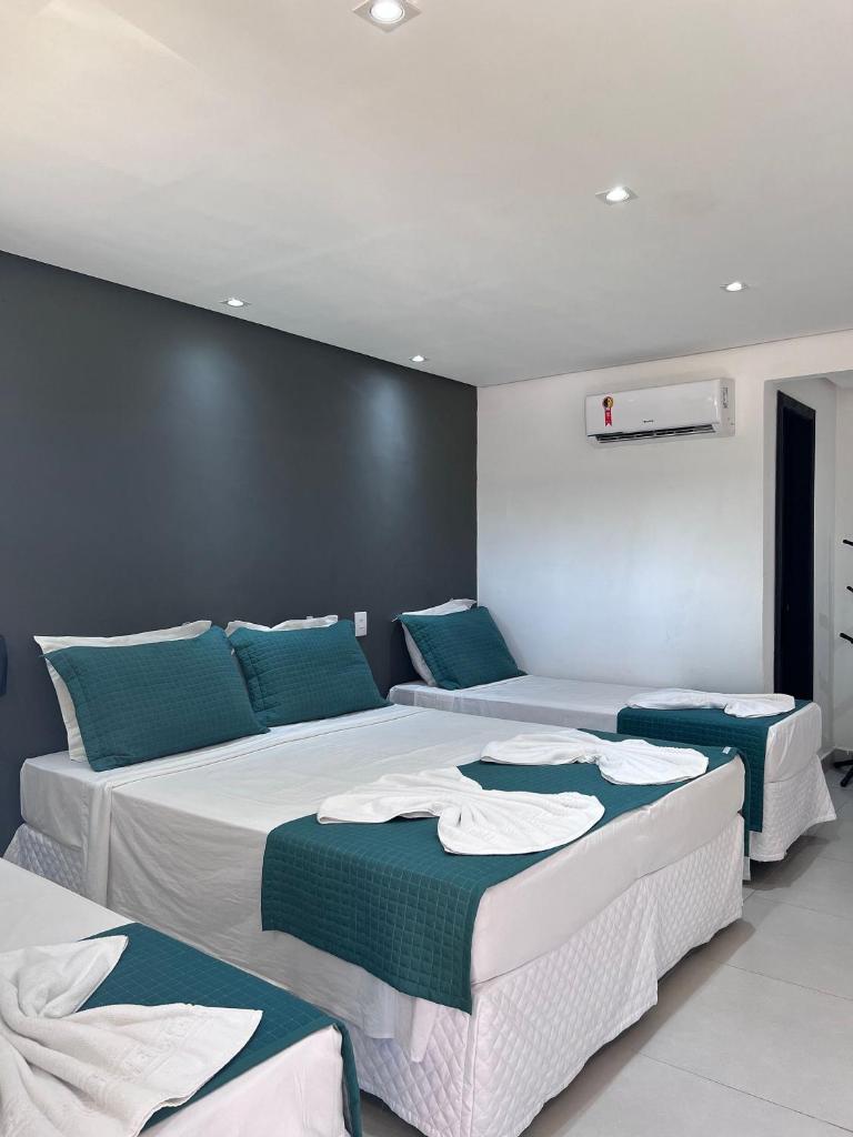 O HOTEL BEIRA MAR está LOCALIZADO na ORLA, da PRAIA DE TAPERAPUAN, CAFÉ INCLUSO, Wi-Fi 500mb, Estacionamento Privativo, Ar Condicionado Split, TV, Frigobar, Piscinas photo 2