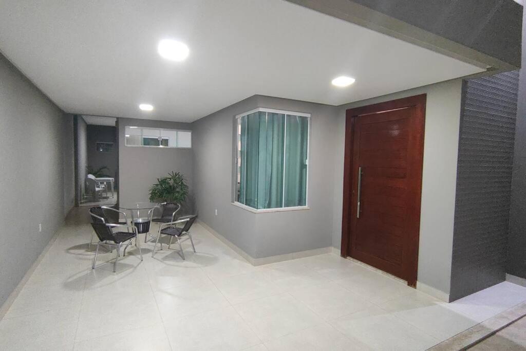 Casa TOP 1 Suite e 2 Quartos todos com Ar Condicionado