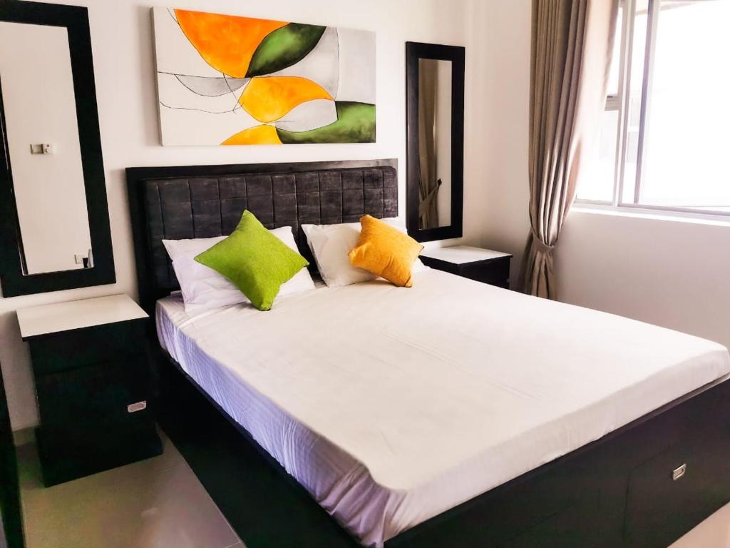 2 Bedroom Apartment in Colombo, Sri Lanka photo 1