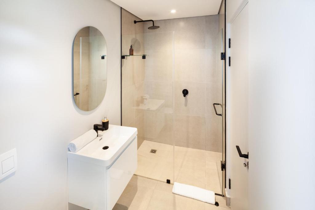 The Tyne Luxury Apartments Room Type - Deluxe Queen Studio 
