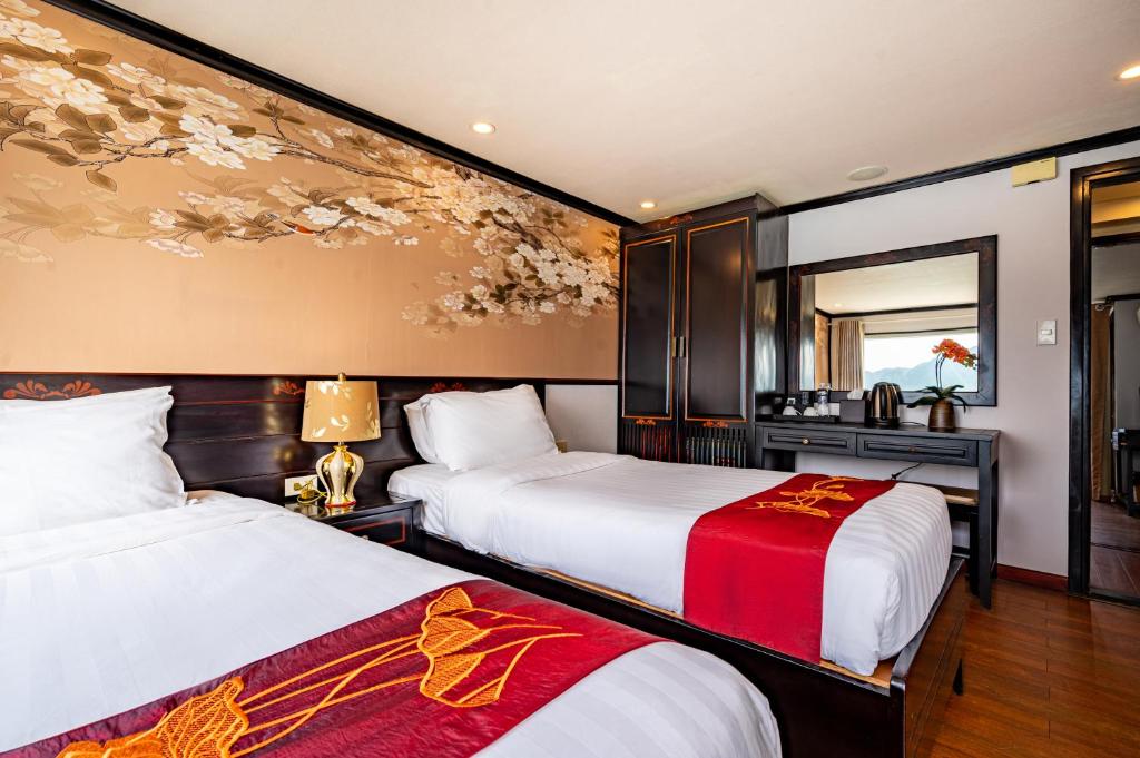 Dragon Crown Legend Cruise