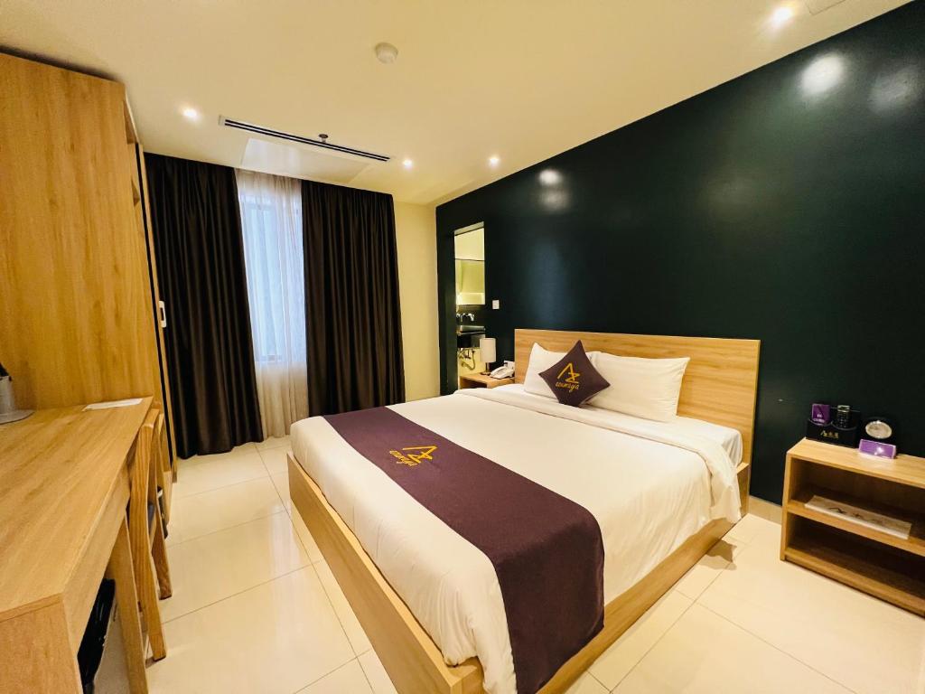 Azumaya Hai Phong Hotel