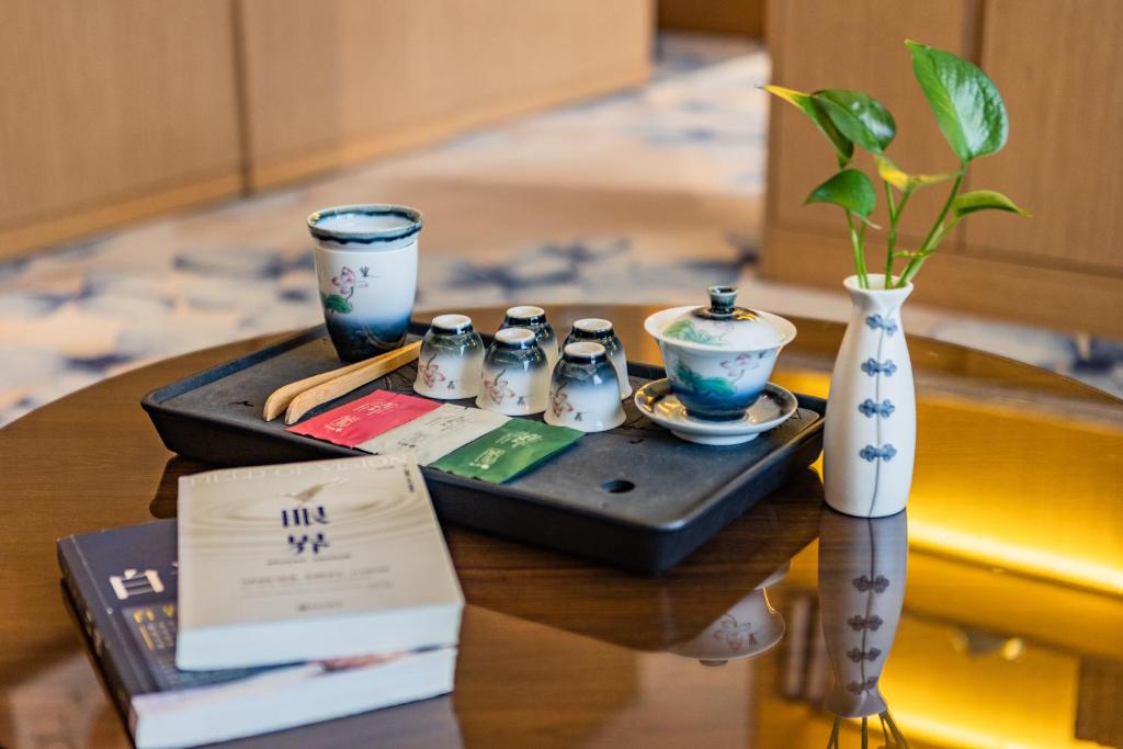 Century Runhua Hotel photo 3
