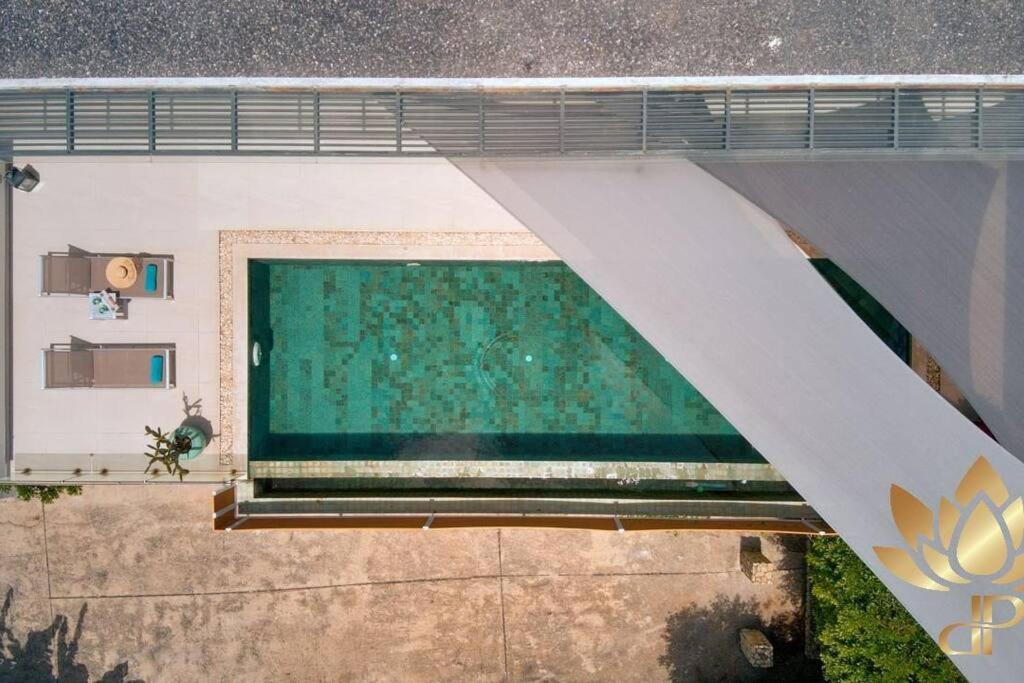 Luxury Villa - Chaweng Noi Seaview - 6 bedroom - Gym et cinema room photo 3