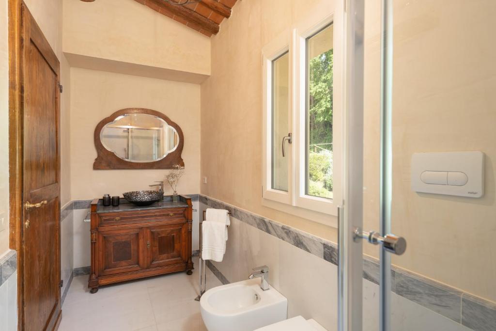 Villa Oliva - Pillo Holiday Villas - Tap to explore photos