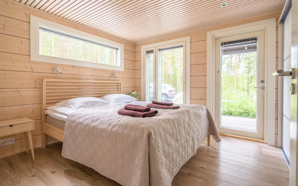Lakeside Cabin in Heinola photo 3