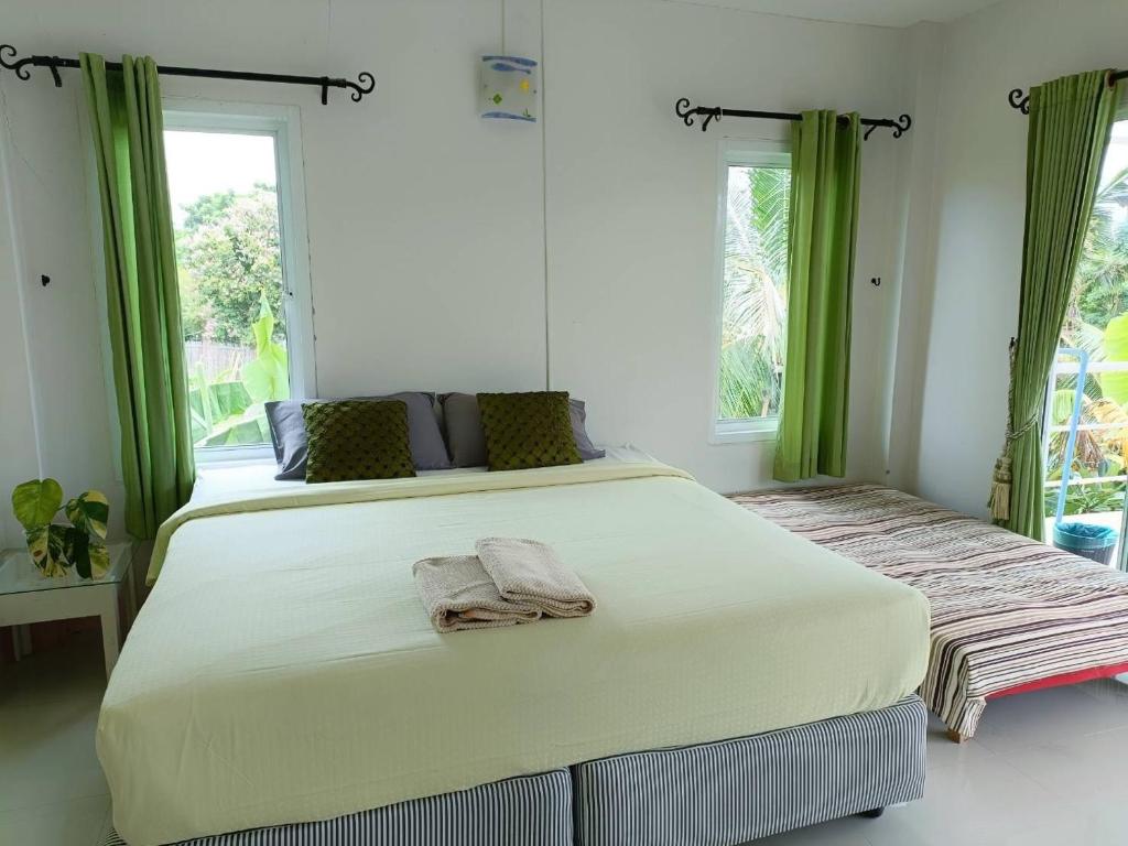 Thongtalay Bed & Breakfast Koh Larn photo 3