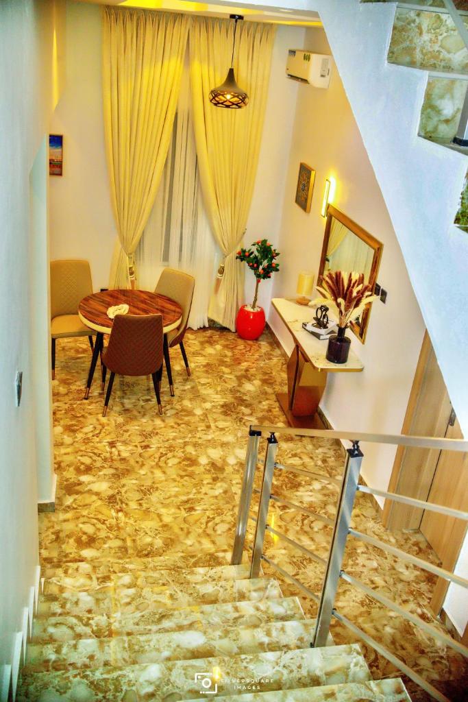 D'Reserve Luxury Apartment Sagamu photo 1