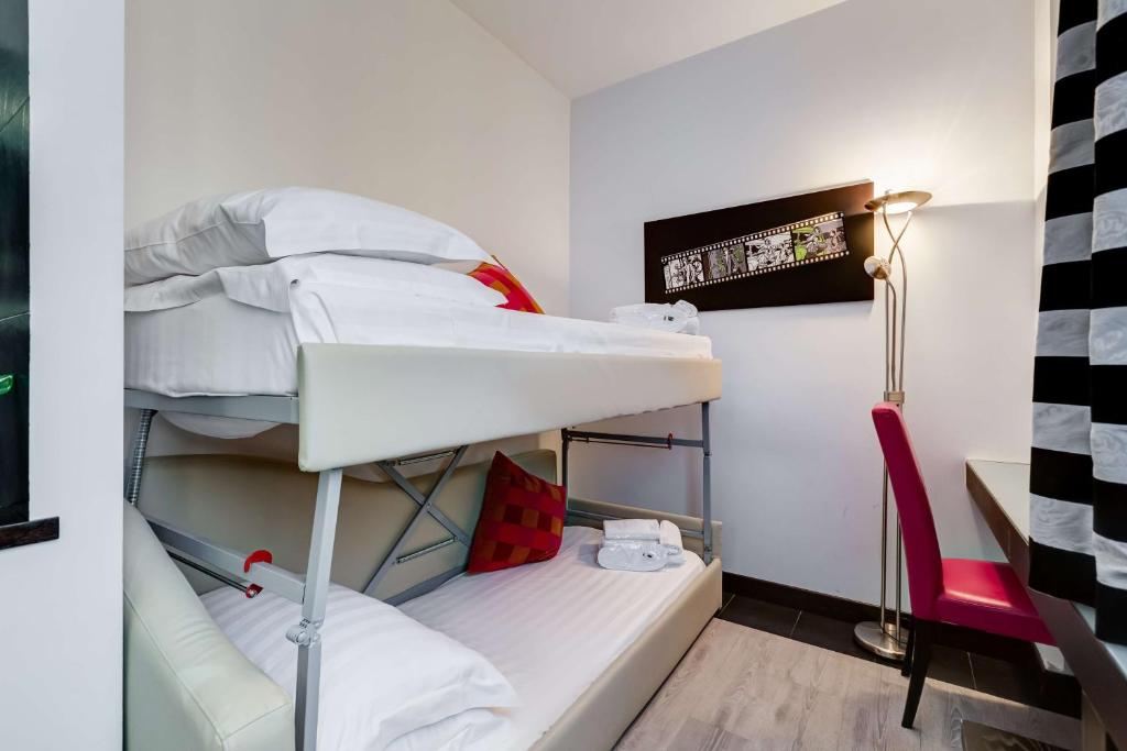 Best Western Cinemusic Hotel photo 4