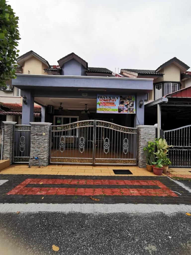 Iwan Ila Homestay