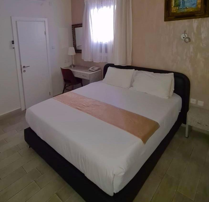 Hotel Alma - Near The Sea photo 1