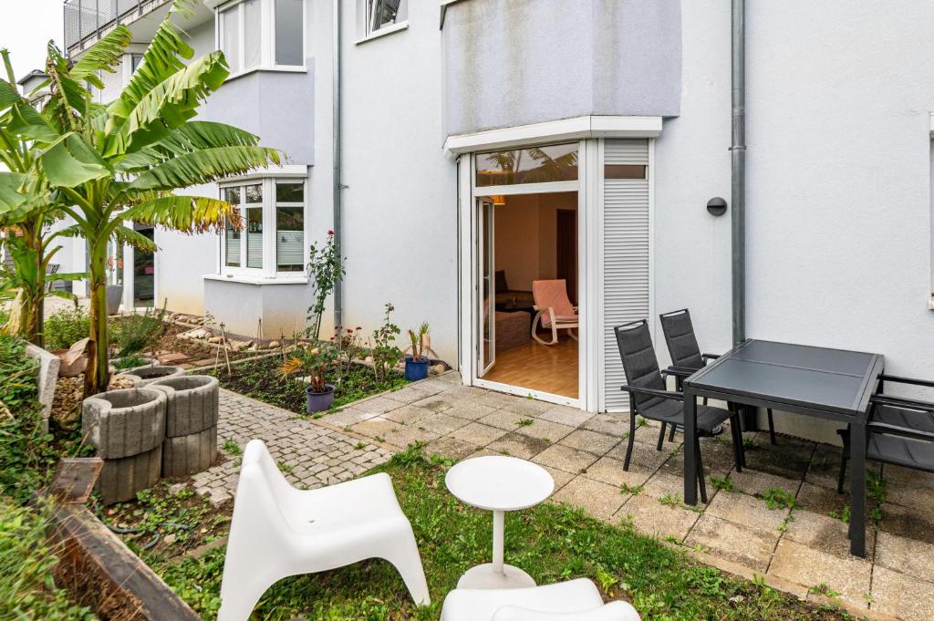 Haus Castellblick mit Garten