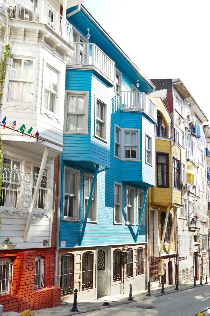Tilas - Rooms in 19th Century Wooden Townhouse,Kadikoy photo 1