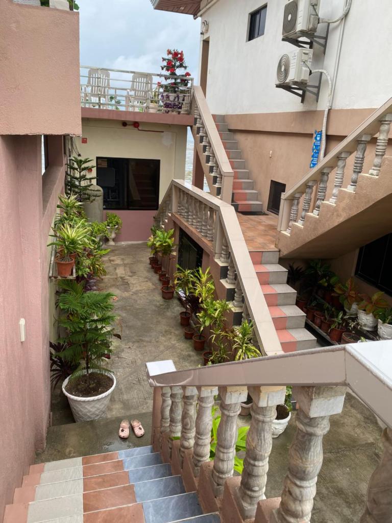 Kellocks' Seaview Apartelle photo 2