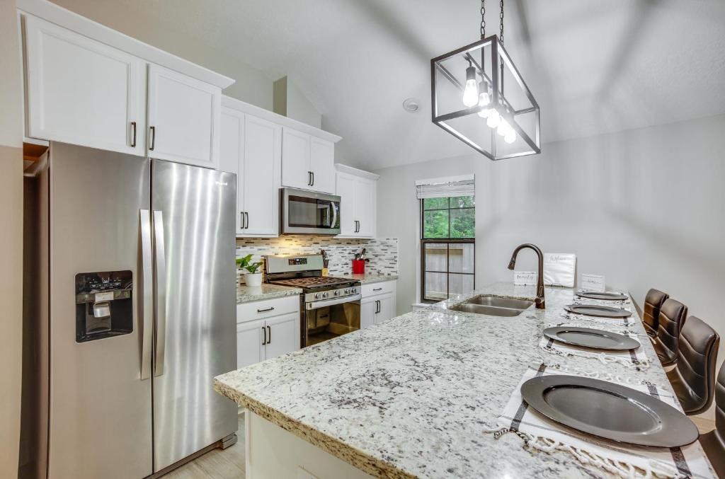 Montgomery Home with Patio and Grill Near Lake Conroe photo 1