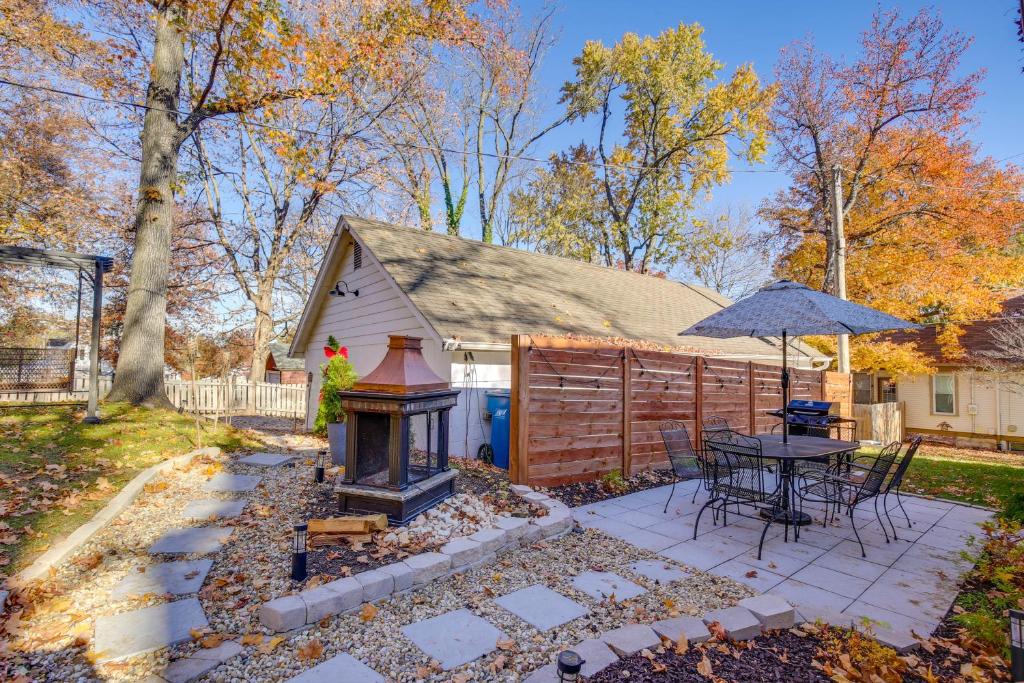 Dreamy St Charles Retreat with Furnished Patio! photo 2