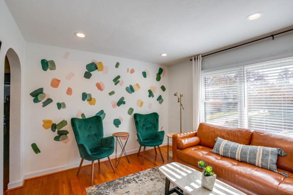 Dreamy St Charles Retreat with Furnished Patio! photo 3