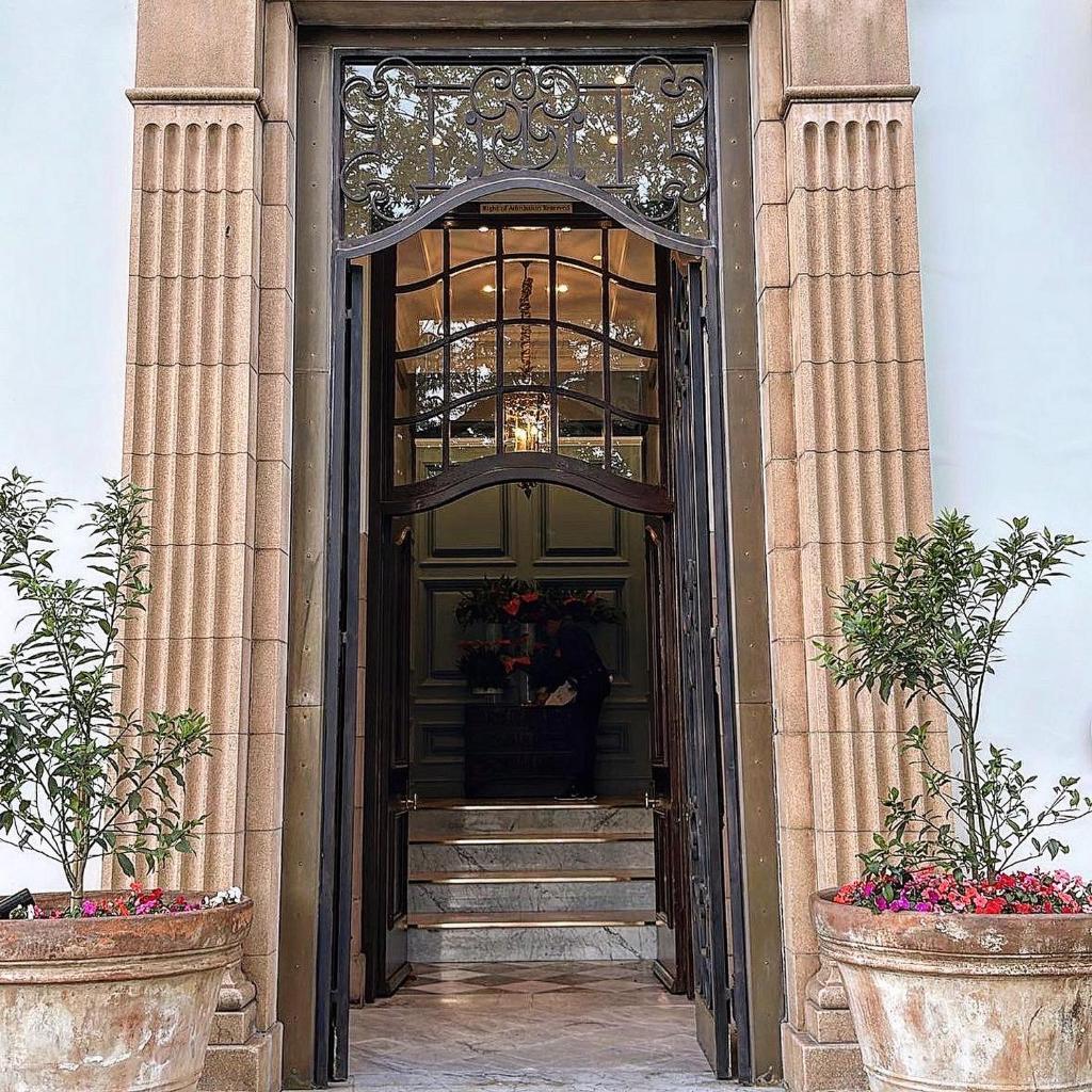 The Monarch Hotel photo 3