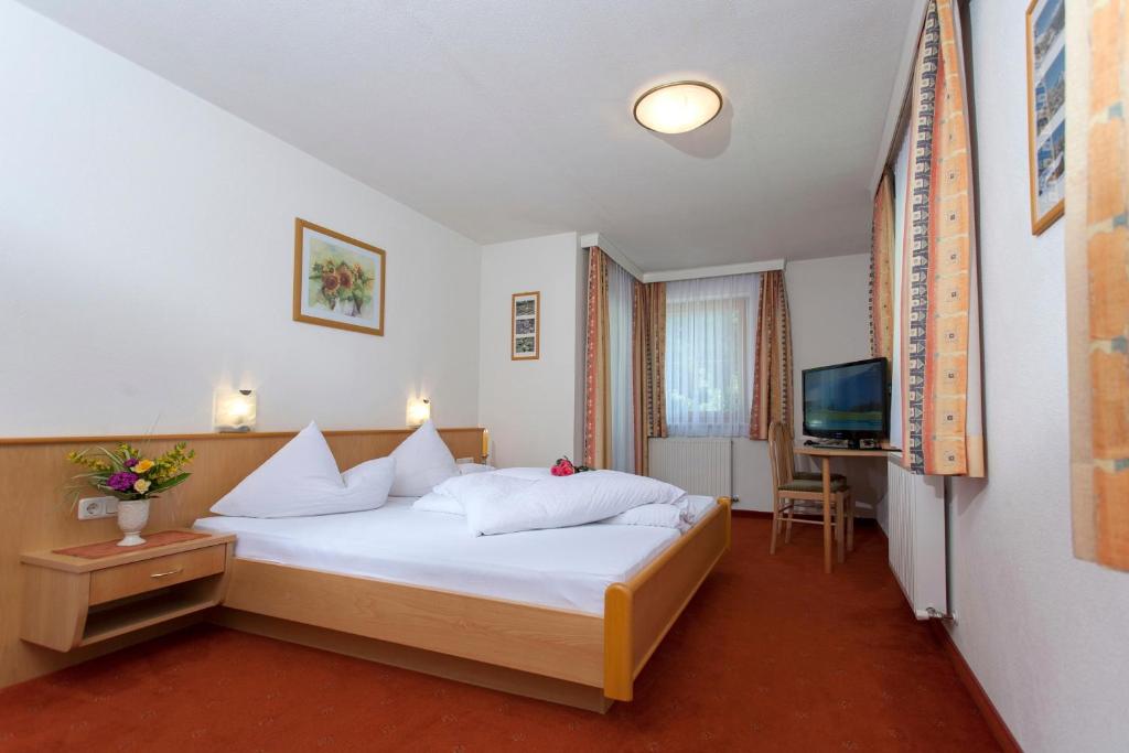 Hotel Garni Dias photo 2