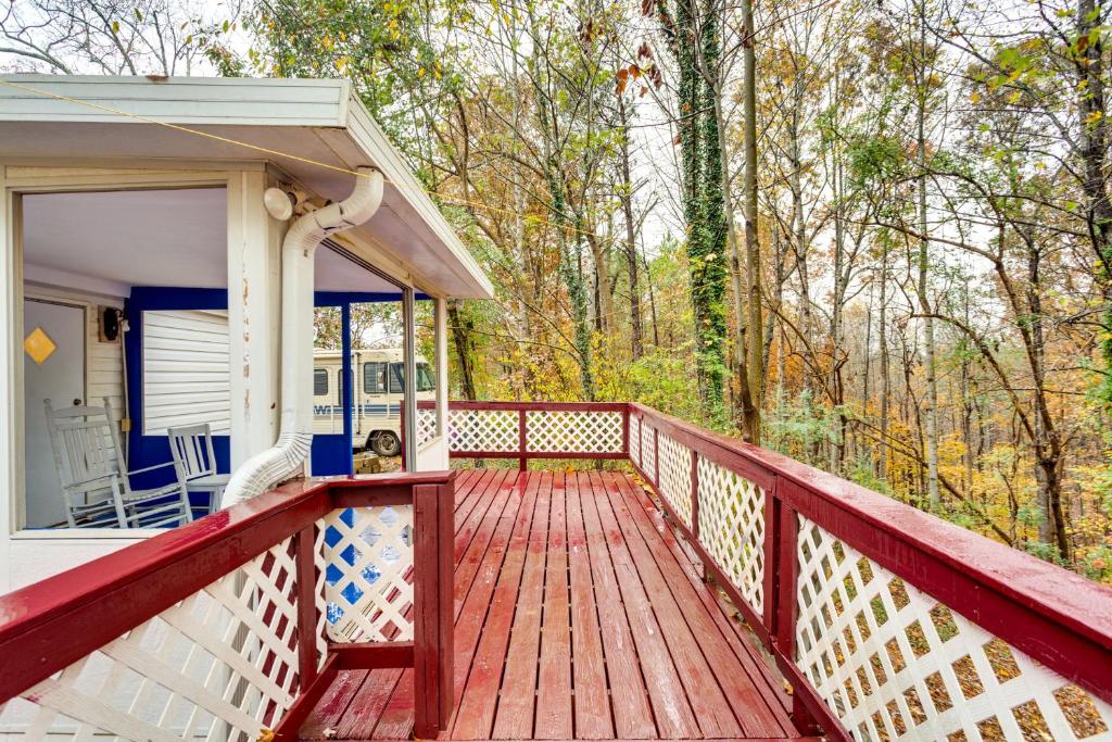 Georgia Farm Retreat Less Than 1 Mi to Lake Allatoona! photo 1