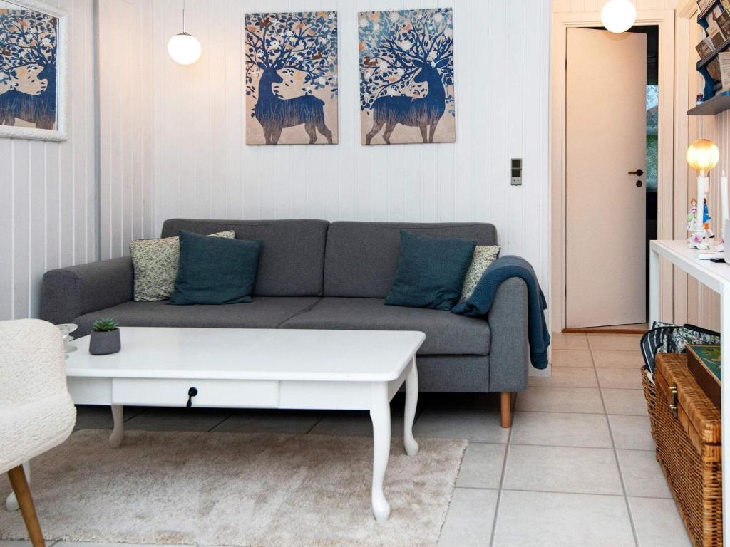 4 person holiday home in Hejls photo 4