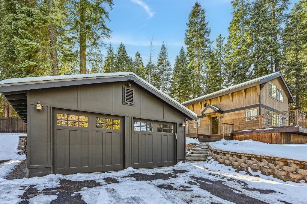 Granlibakken Getaway- West Shore Retreat-Central Location-Hot Tub-Near Skiing photo 2