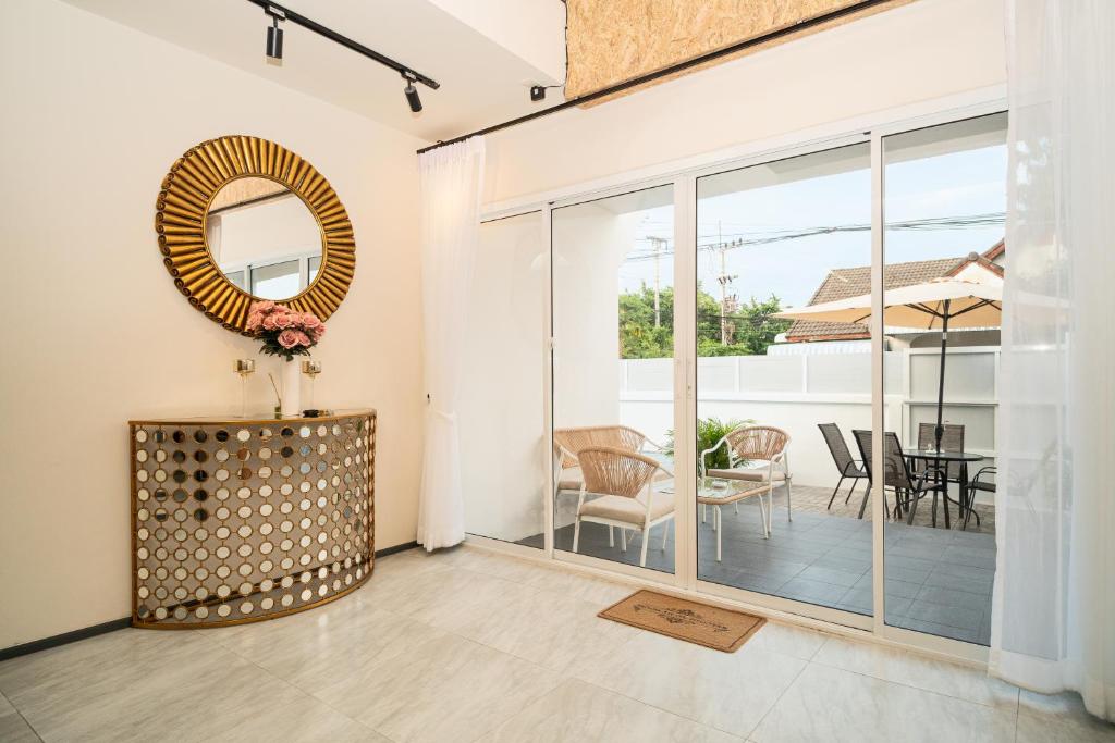 Mohana Pool villa 4 bedrooms near walking street photo 1