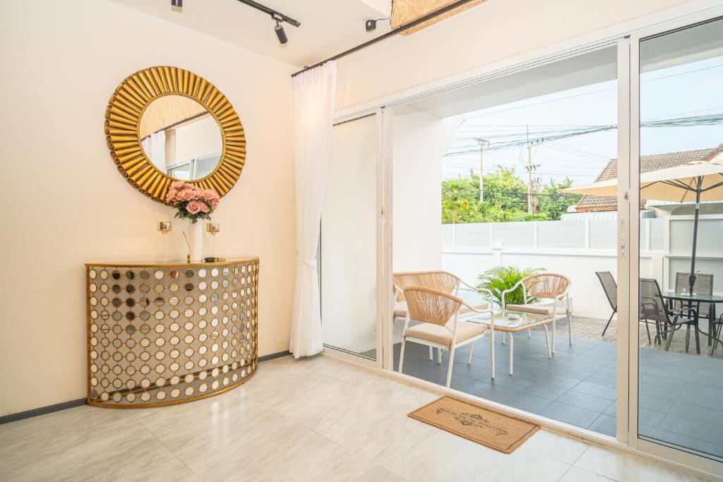 Mohana Pool villa 4 bedrooms near walking street photo 3
