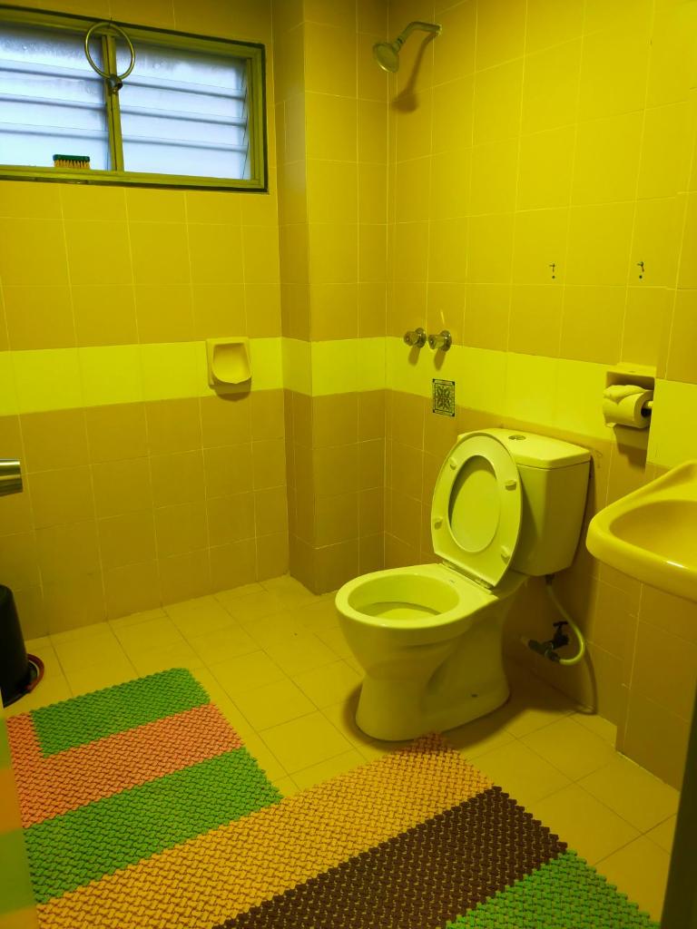 R2L5Y Room 2 photo 2