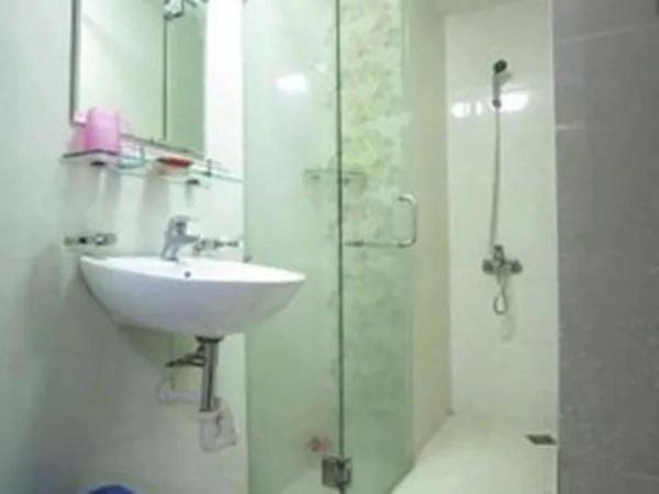 Biển Sao Hotel - 6 Dương Quảng Hàm, Q. Gò Vấp - by Bay Luxury