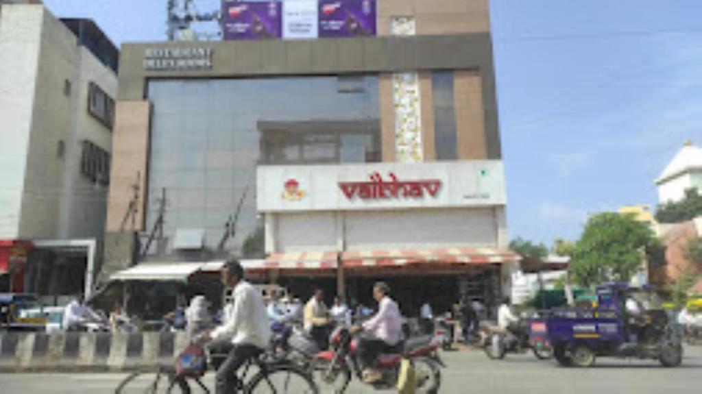 Hotel Vaibhav,Akola photo 4
