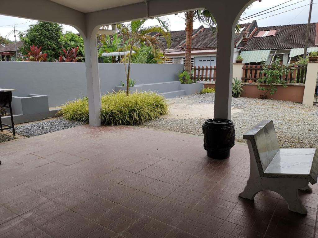 Desa Kemboja Homestay photo 3