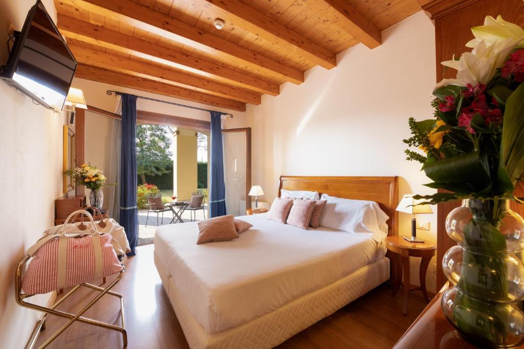 Hotel Venice Resort Airport photo 4
