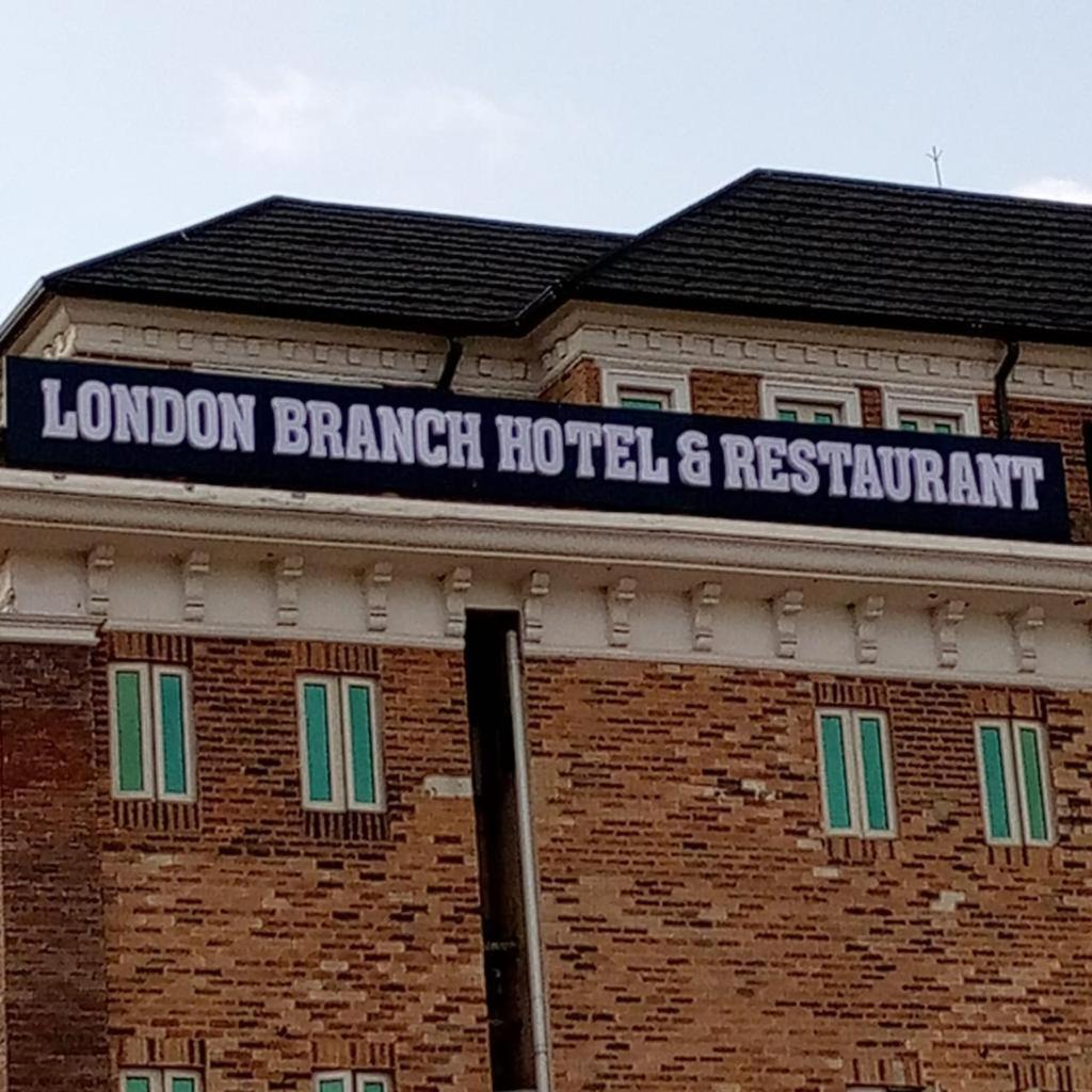 LB Restaurant and Hotel photo 1