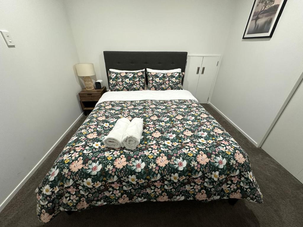 Trafalgar Place photo 1