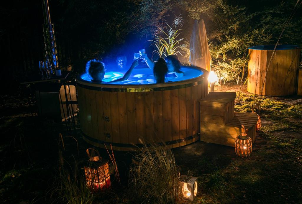 Szeroki Bór oaza w Puszczy z Sauną, Banią i Jacuzzi photo 4