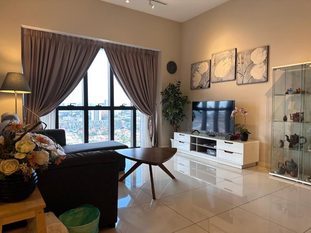 Premium Retreat Suite @ Icon City photo 2