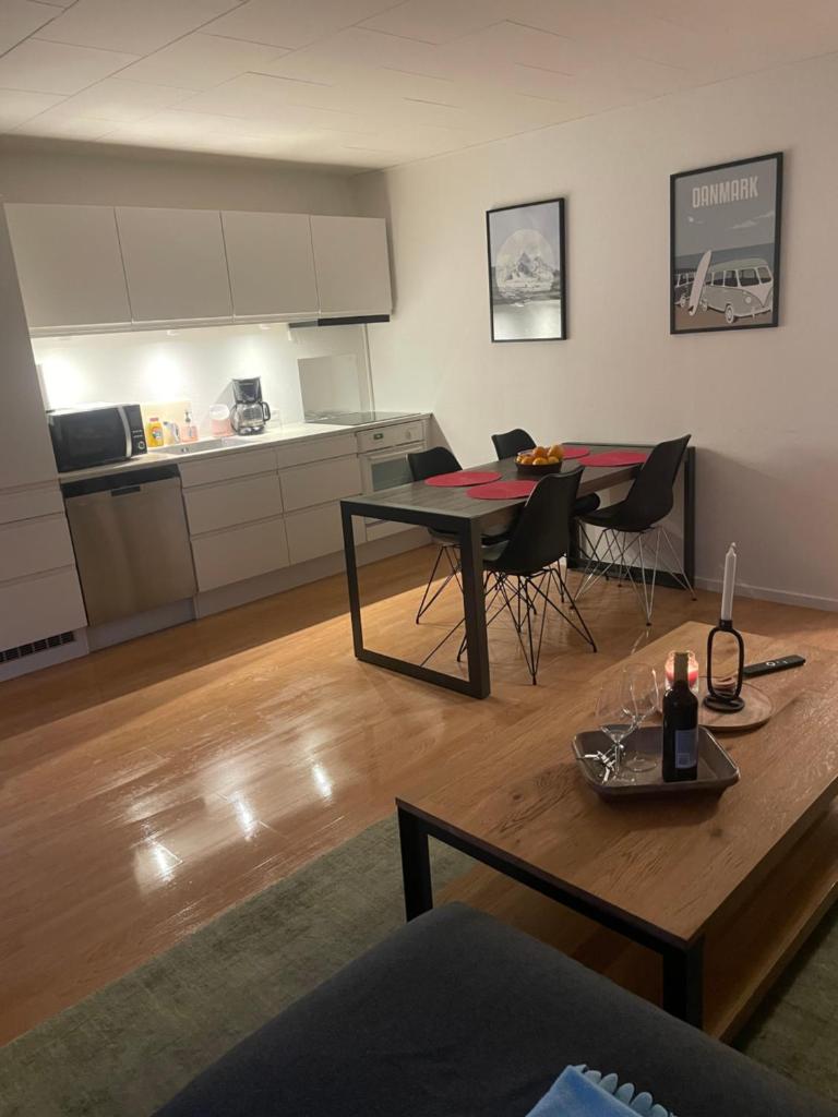 2 bedroom apartment near the sea photo 3