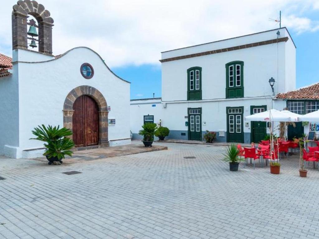 Live Arico Lagar photo 1
