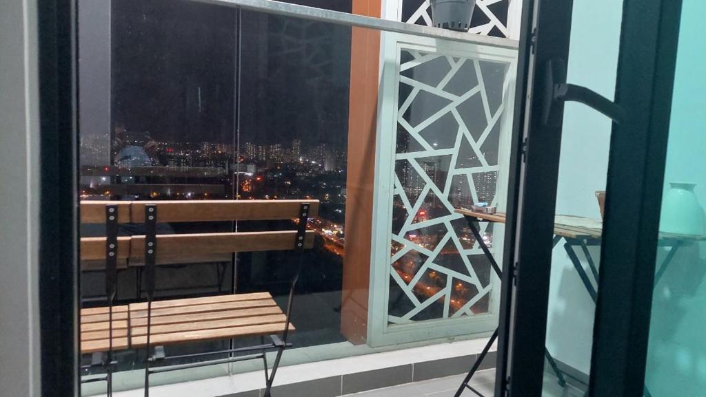 Anland Lakeview luxury apartment with park, Aeon Mall