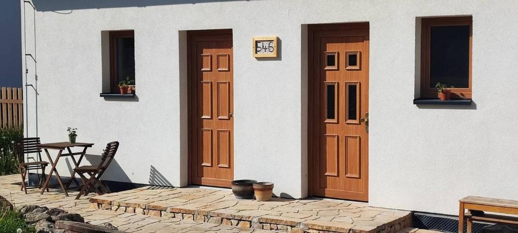 Lovely fully-equipped studio in Tisá village. Rocks only 5 minutes walk photo 4