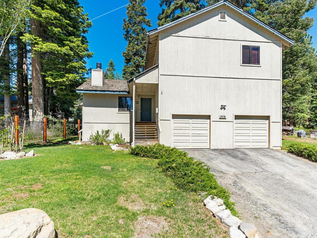 A great mountain home offering amenities that makes for a great getaway in Lake Tahoe image