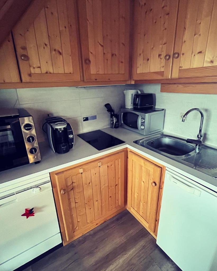 Appartement 6-8 personnes à 3 minutes des pistes photo 4