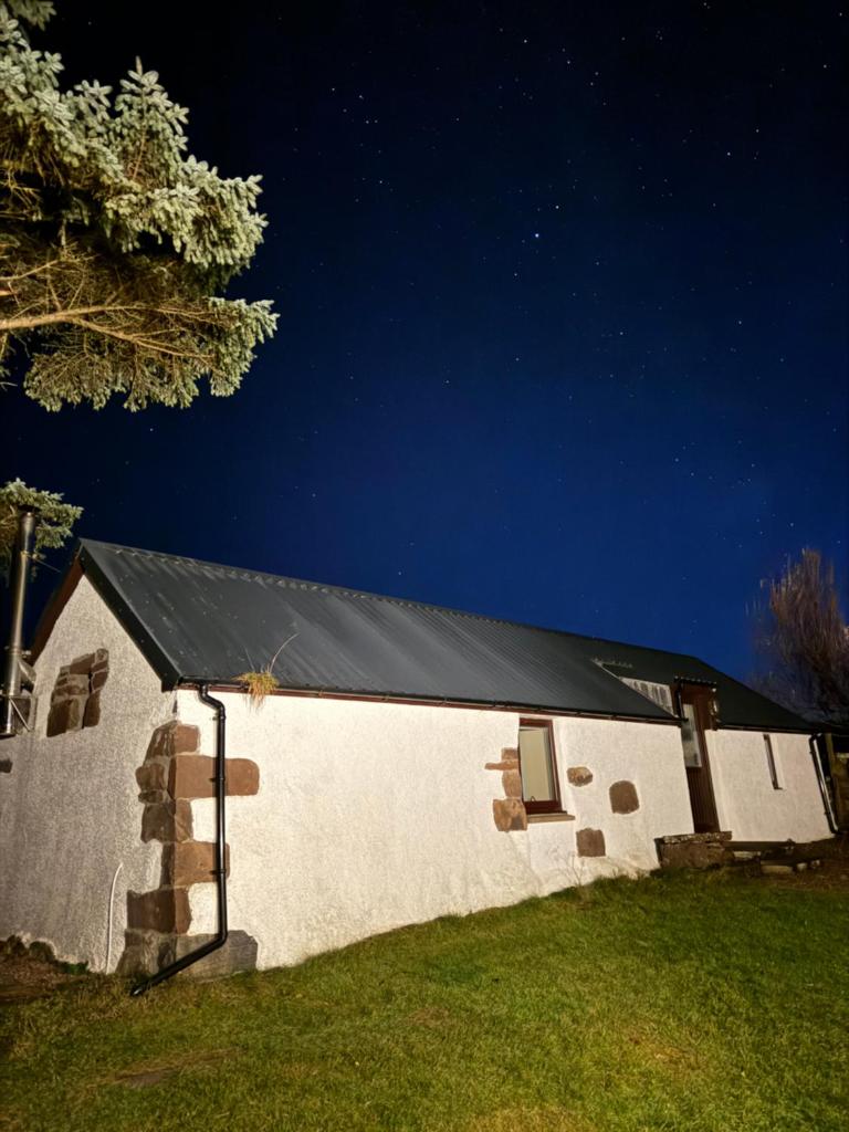 The Smithy House & Cottages - Tap to explore photos