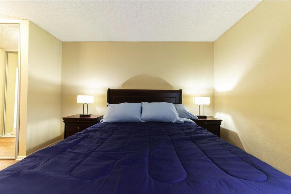 Luxurious stay near the beach image