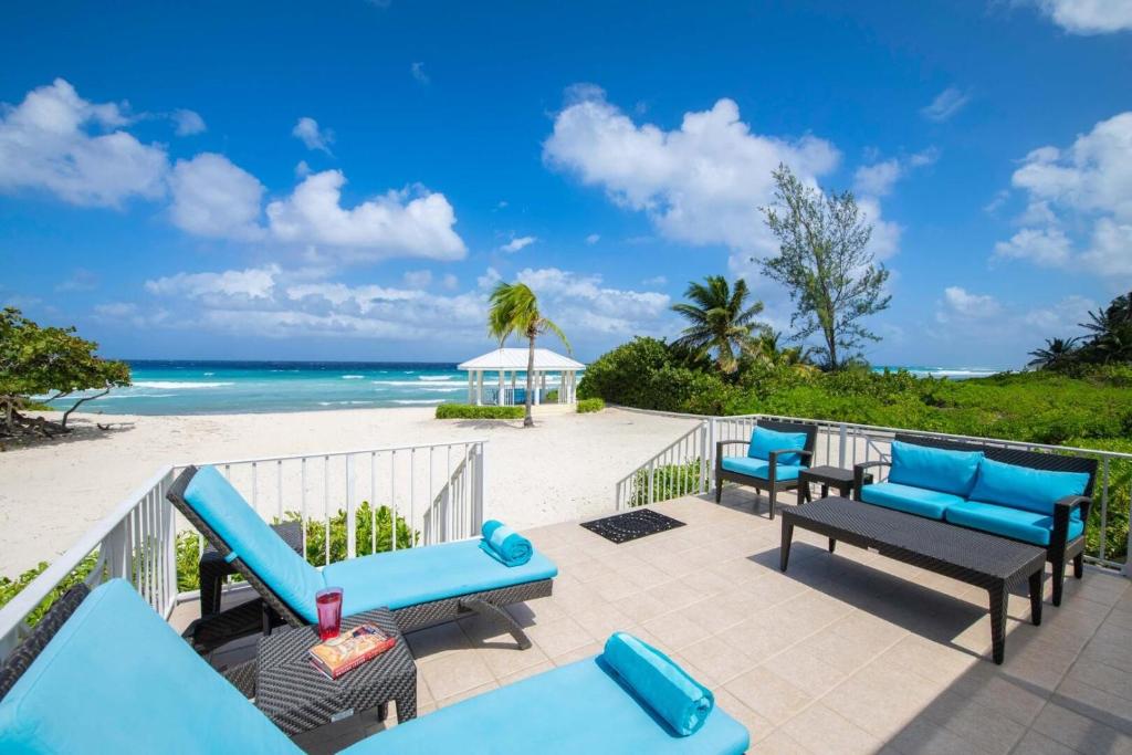 Cayman Sands by Grand Cayman Villas & Condos photo 2