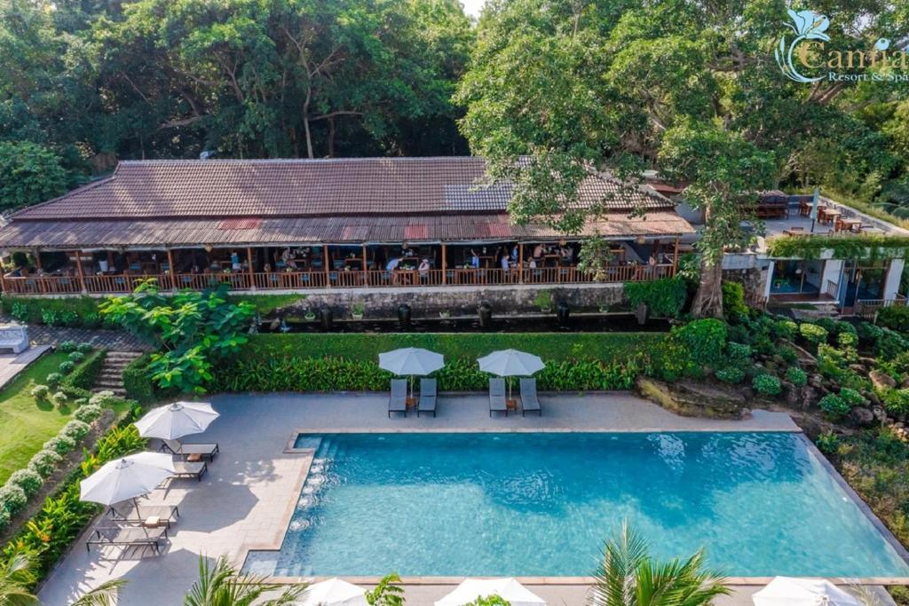 Camia Resort & Spa
