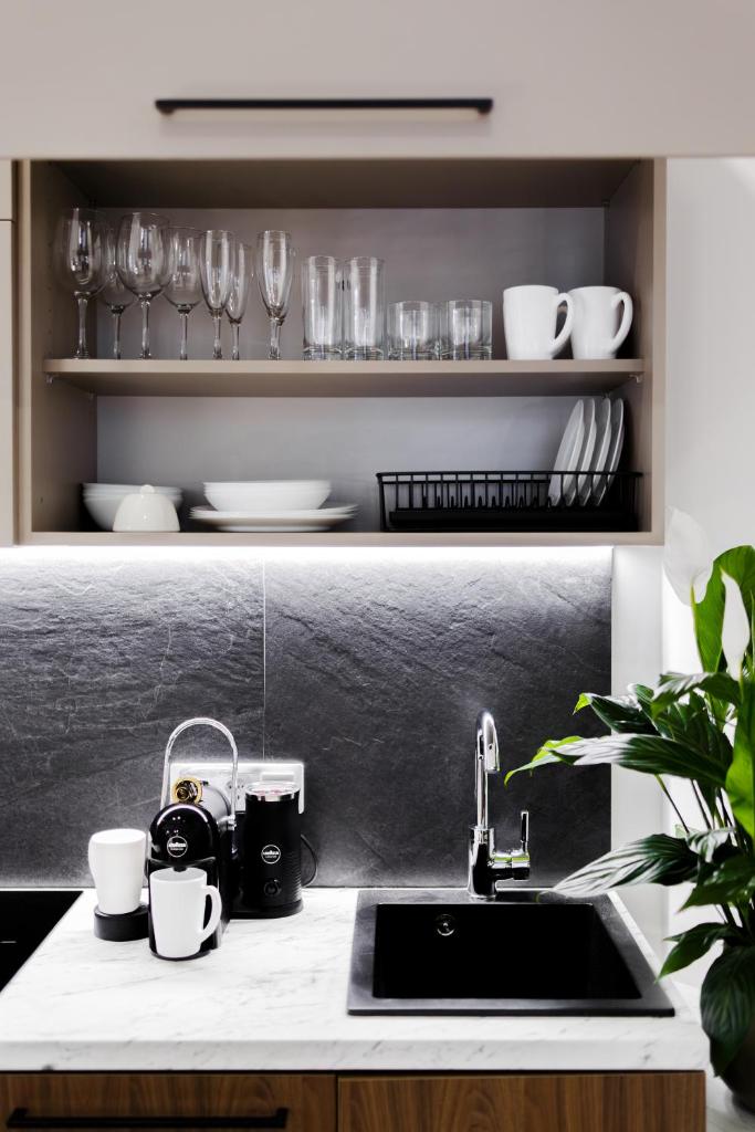 RigaApartment E22, Self Check-in Aparthotel, near Old Town - Tap to explore photos