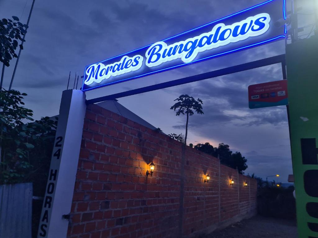 MORALES BUNGALOWS photo 2