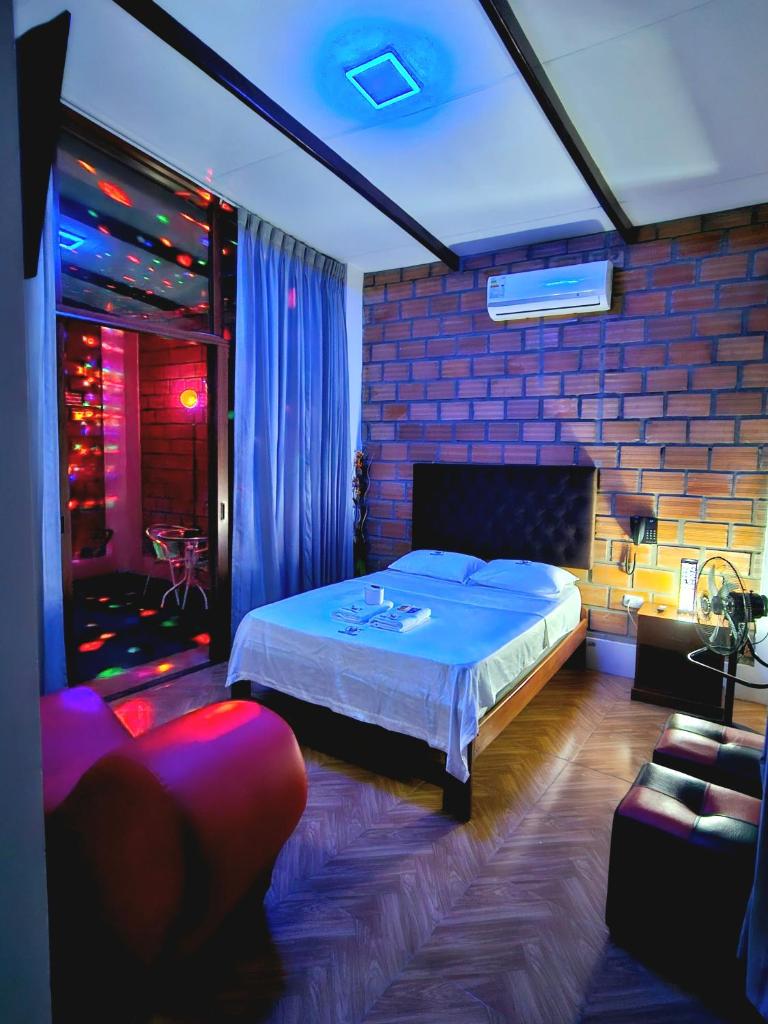 MORALES BUNGALOWS photo 3